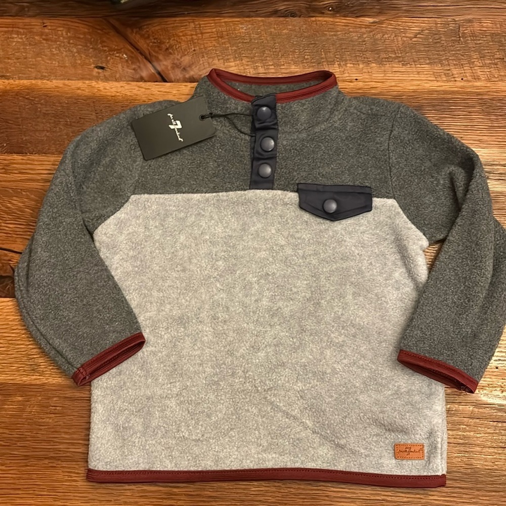7 for all ManKind Boys pullover Fleece 24 month half zip with a pocket